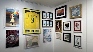 Qube Art Frames | Gallery - Al Quoz 3 place picture