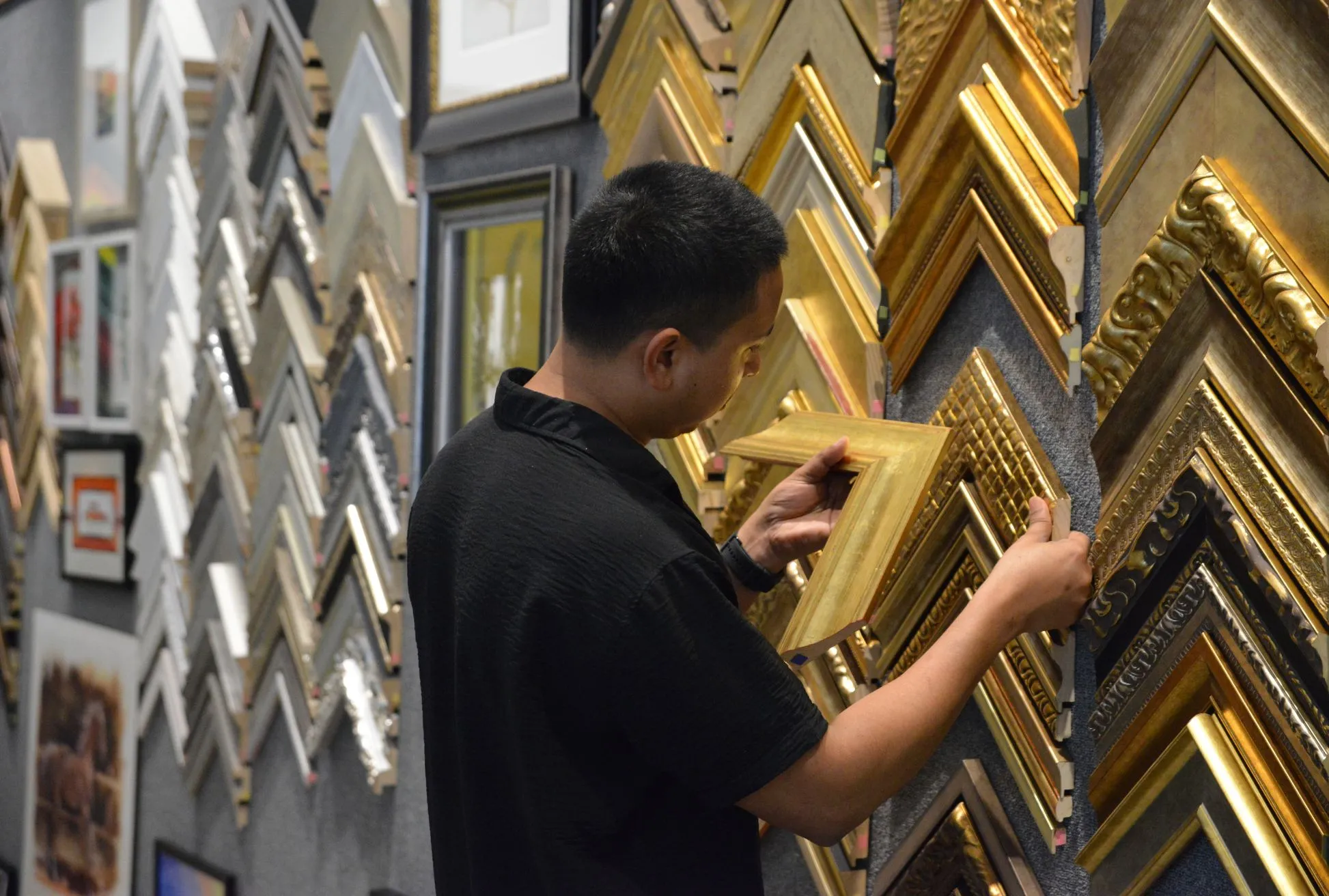 picture framing services